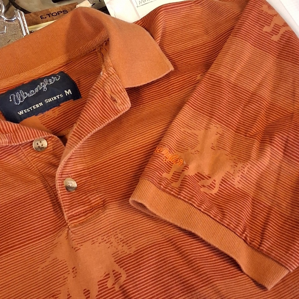 Wrangler Western Polo Shirt Men's Medium SS All Over Cowboy Rodeo Print EUC